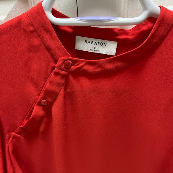 🍁Babaton SzS Cian Blouse in Scarlet Flame Red - Picture 2 of 5